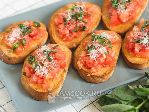Летние брускетты: свежесть, вкус и вдохновение