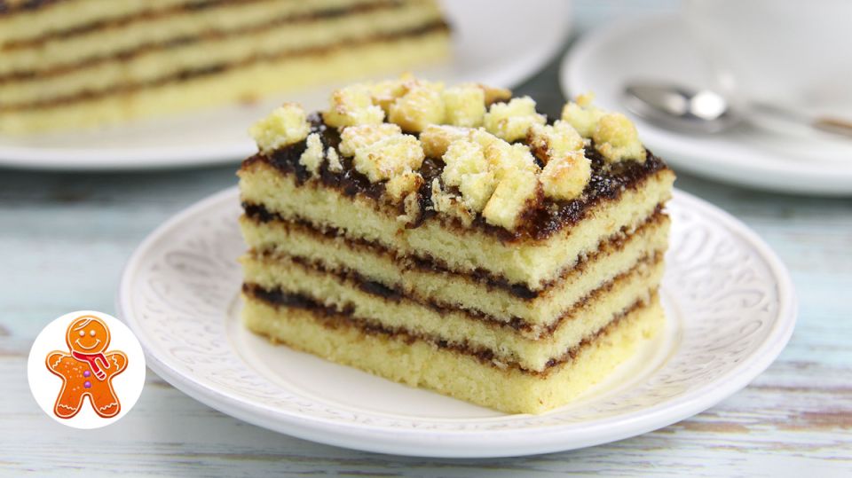 Незабываемый пирог к чаю: вспоминаем школьные рецепты